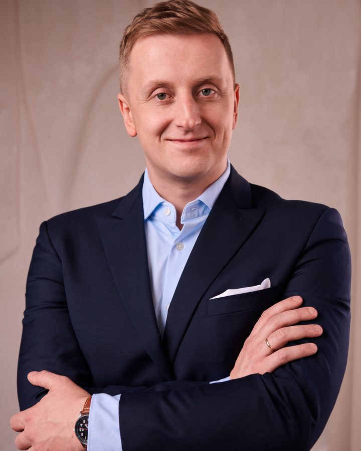 Krzysztof Mika, portret biznesowy